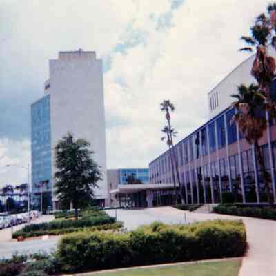 View of the Atlantic Coast Line-S&N Railroad Building, 1966.