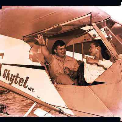 Skytel Airplane