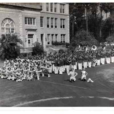 Robert E. Lee High School