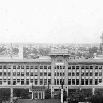 Cohen Bros Department Store in the St. James Building, 1910s.