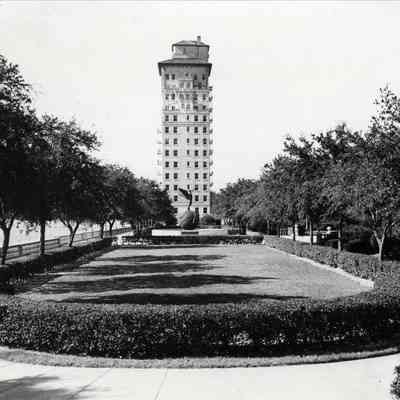 Park Lane Apartments