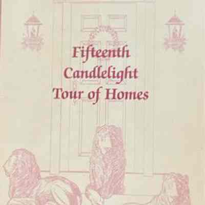 Fifteenth candlelight tour of homes