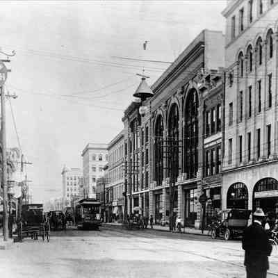 The Biggest City in Florida: Bay Street