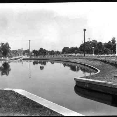 Springfield Park and Schell Park att Hogan's Creek