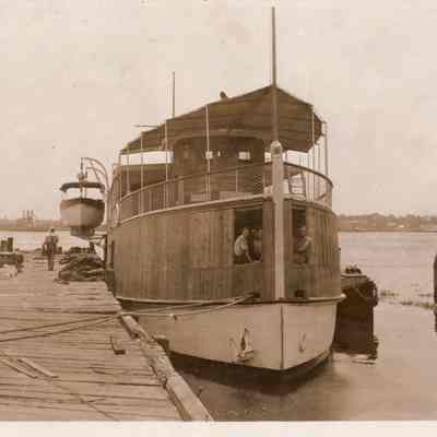 Vagabondia at the Merrill-Stevens yard in 1925.