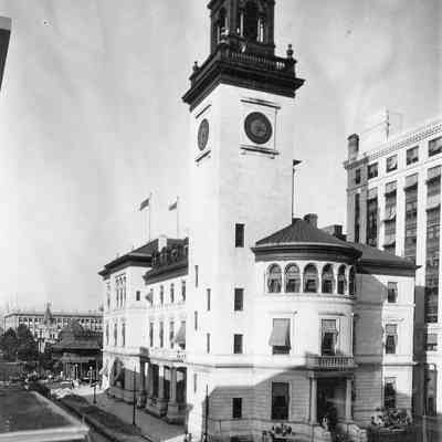 U.S. Government & Post Office Building, 1910s.