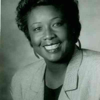Lee, Denise
