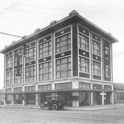Claude Nolan Cadillac Building and Garages, 1910s.