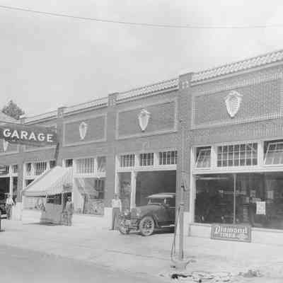 Gold Bond Garage Storage, 1910s.