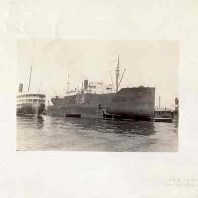 "Jomar" docked at the Merrill-Stevens Dry Dock & Repair Co. in 1922.