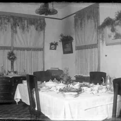 1218 Church Street interior dining room/GP1.2896