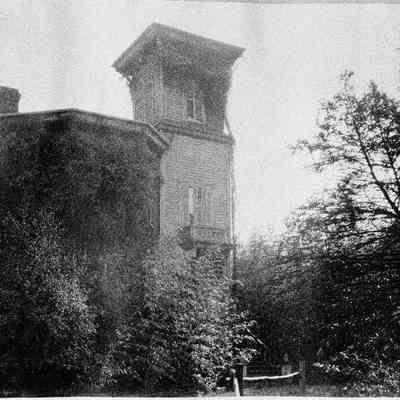Old House on Riverside Avenue at foot of Viaduct