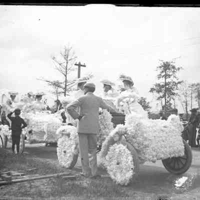 Floral Parade/GP1.243