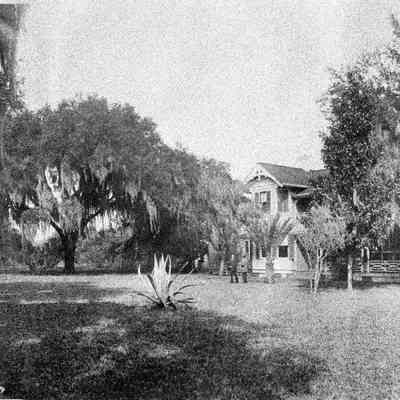 Epps Place Home and Front Yard 1 mile this side of Mandarin