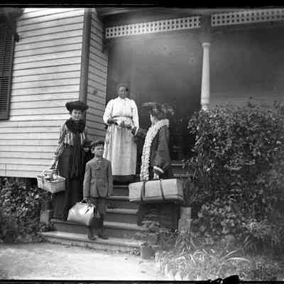 Leaving for a trip/GP1.3087