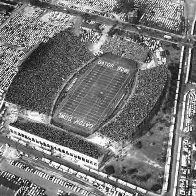 Championship Football: Gator Bowl