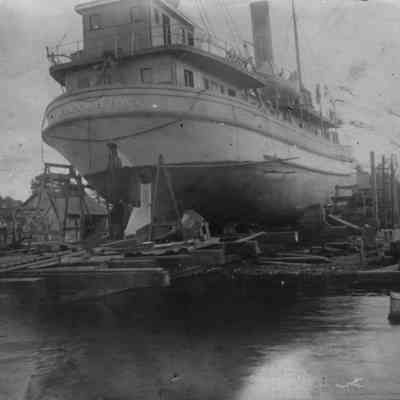 Sch. "Charlotte W. Miller" at the Merrill-Stevens Company, February 1901.