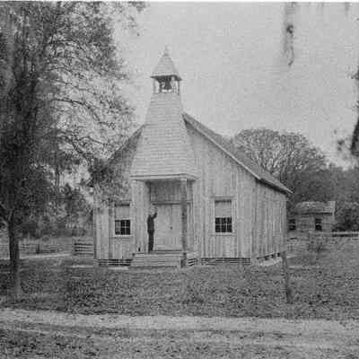 Church at settlement near Middleburg