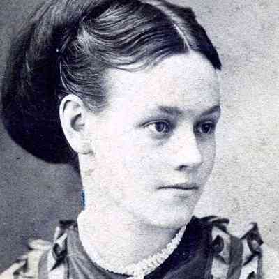 Emily Carpenter