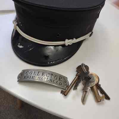 Erie Railroad Collector's Hat and Keys