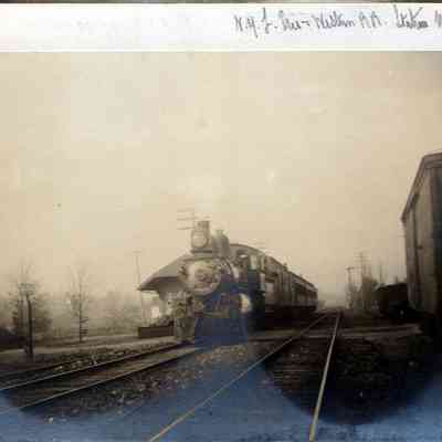 Rail engine coming through Mahwah on the Erie Line, 1894