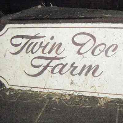 Twin Doc Farm sign