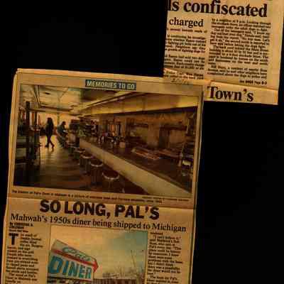 Pal's Diner Closing