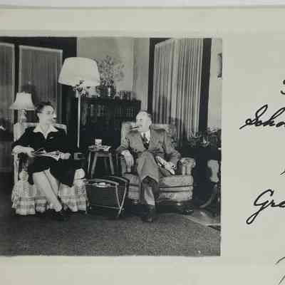 A Postcard from the Schommakers