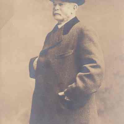 Andrew J. Winter