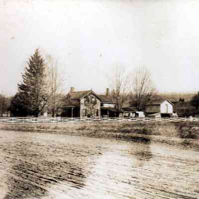 Bockee-Havemeyer House from the Farm