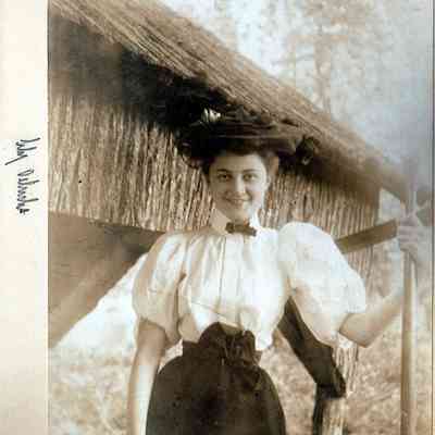 Lily Oelrichs