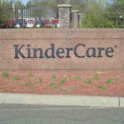 Sch - KinderCare Sign