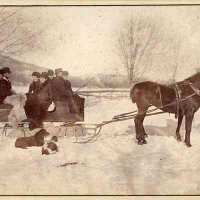 Sleigh ride on the Havemeyer Estate