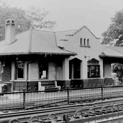 Mahwah Train Station