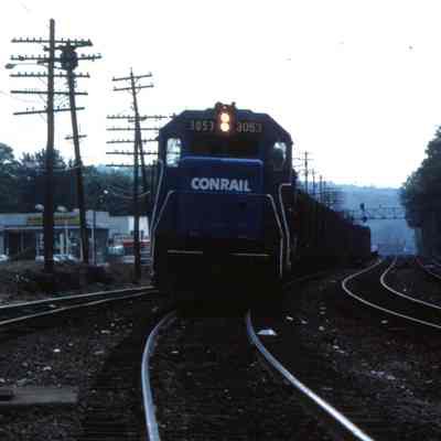 Conrail #3053 at the Suffern Railyard