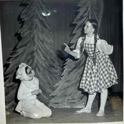 Darlington School of Ballet: "The Wizard of Oz"