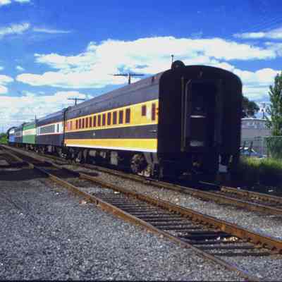 New Jersey Transit Train at Bay Head, NJ
