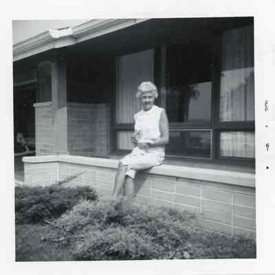 Freda Young DeGarmo