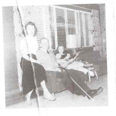 Walter Rozanski w Anna Rosanski Petrosky and Shirley Petrosky