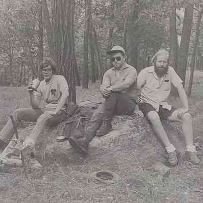 Hikers, Rock Break