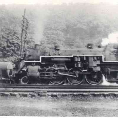 Erie #2751on Train 9