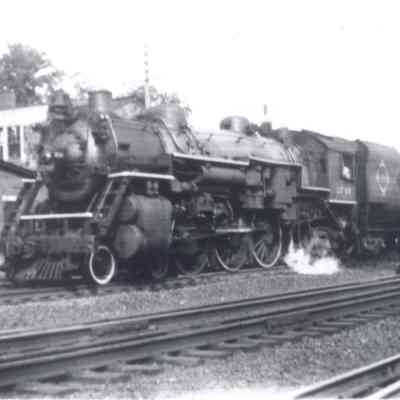 Erie #2749 Leaving with Train 27