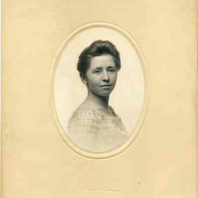 Annie Carpenter (1880-1961), 1902 (for Vassar graduation, 4 of 6, portrait)