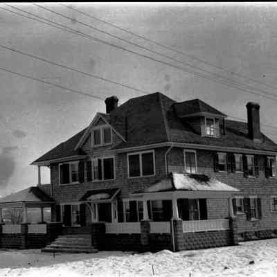 Snow Family House in Hillburn