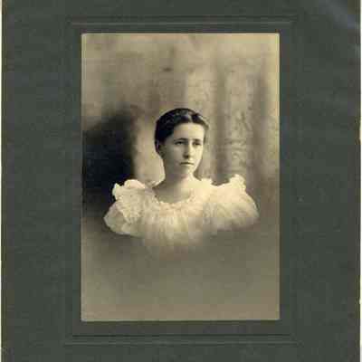 Annie Carpenter (1880-1961), September 10, 1898, age 18, facing front