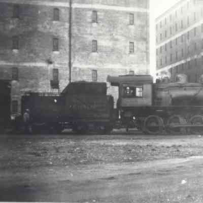 Canadian-Pacific #3513 on the outskirts of Montreal