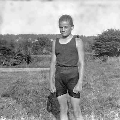 The Swimmer: Origformat: Print-Photographic