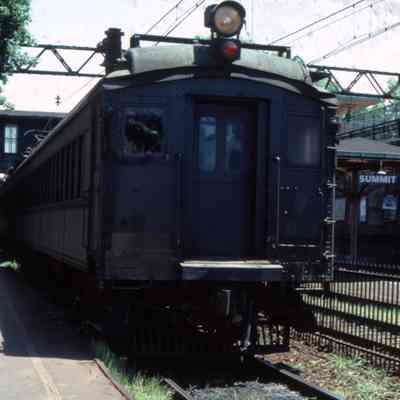 Delaware Lackawanna Electric Train at Summit, NJ