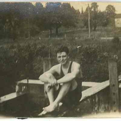 Album owner at Wanamkers Pond: Origformat: Print-Photographic