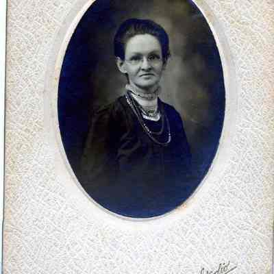 Harriet "Hattie" Carpenter (sister of E.F. Carpenter)